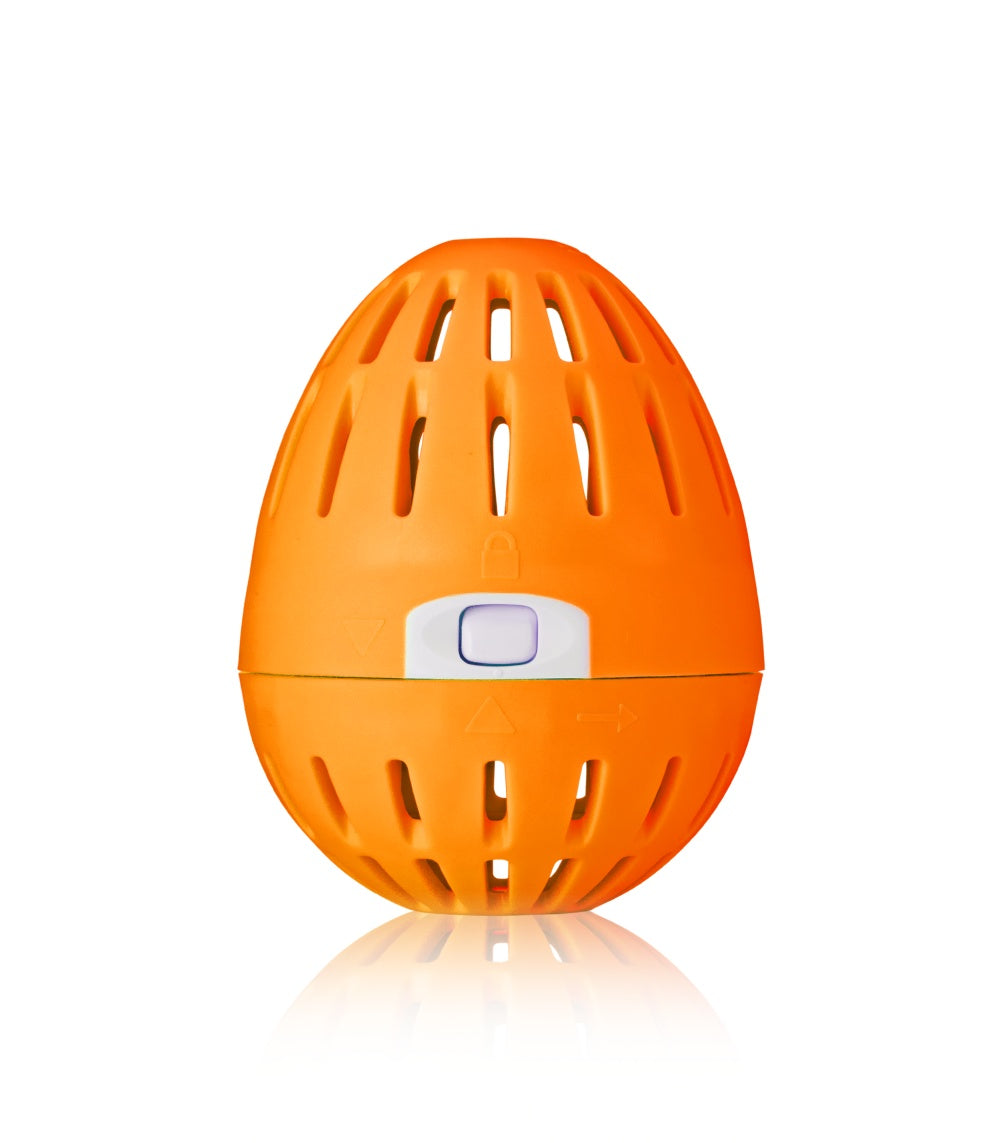 Nærbilde av vaskeegget Ecoegg med duft av Orange Blossom