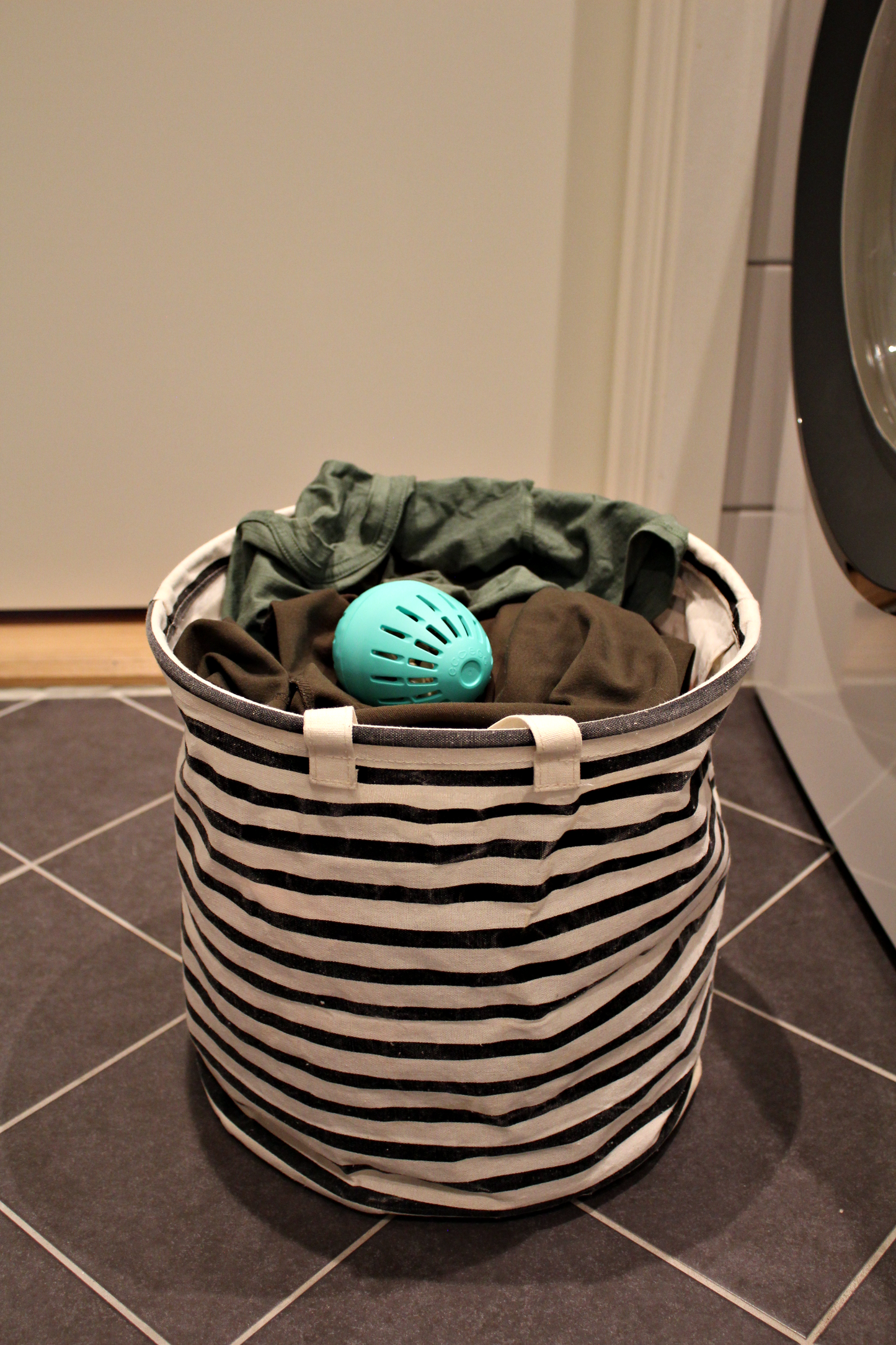 Ecoegg, prisvinnende teknologi som renser klær uten bruk av såpe og tøymykner.