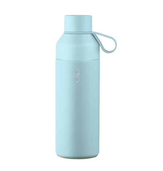 Drikkeflasken Ocean Bottle i fargen lys blå